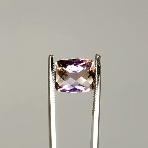 Aμερτίνη ημιπολύτιμος λίθος 4.18ct