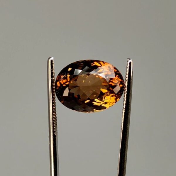 Τοπάζι ημιπολύτιμη πέτρα 13.86 ct